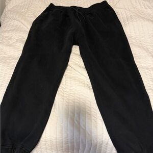 Abercrombie & Fitch Soft A&F Essentials Black Sweatpants L Short